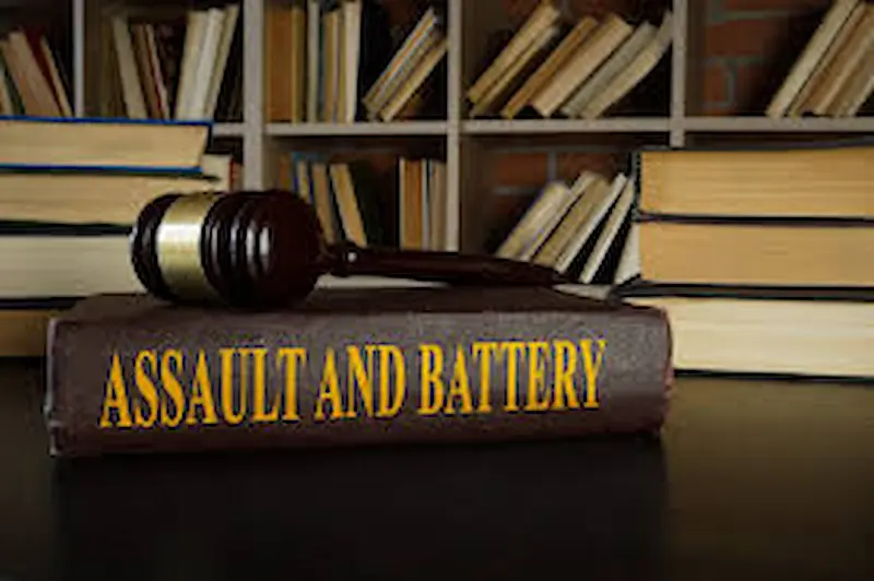 Assault & battery lawyer presenting a case in court